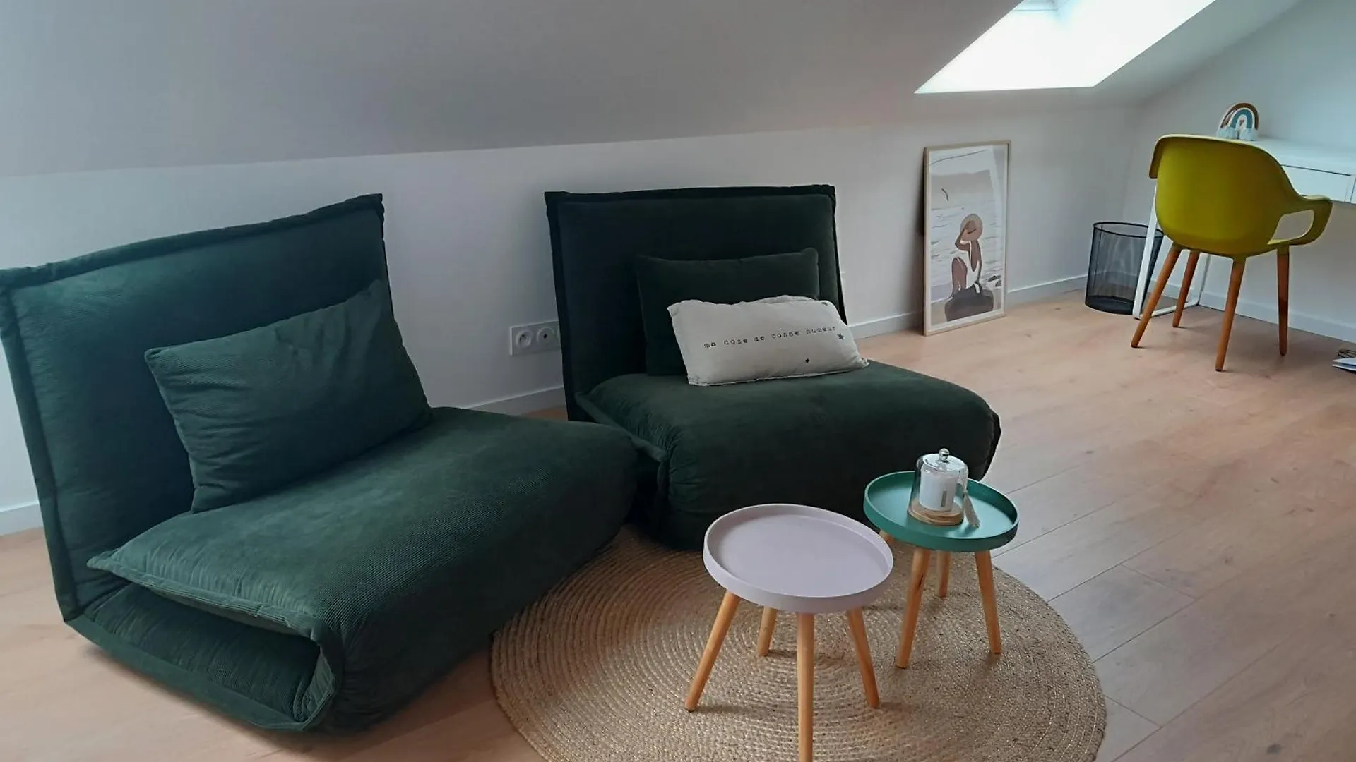 לינה וארוחת בוקר Plaintel Chambre Spacieuse Avec Piscine Privative